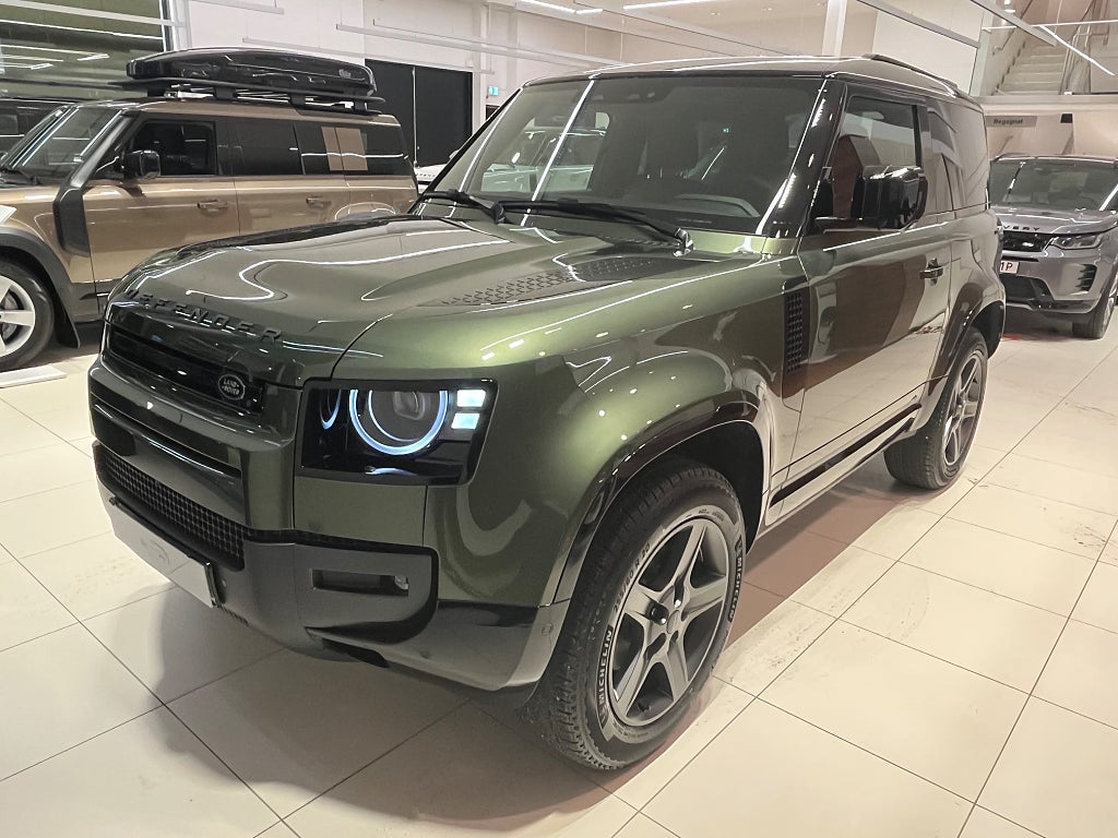 Land Rover Defender 90 D200 X-Dynamic SE