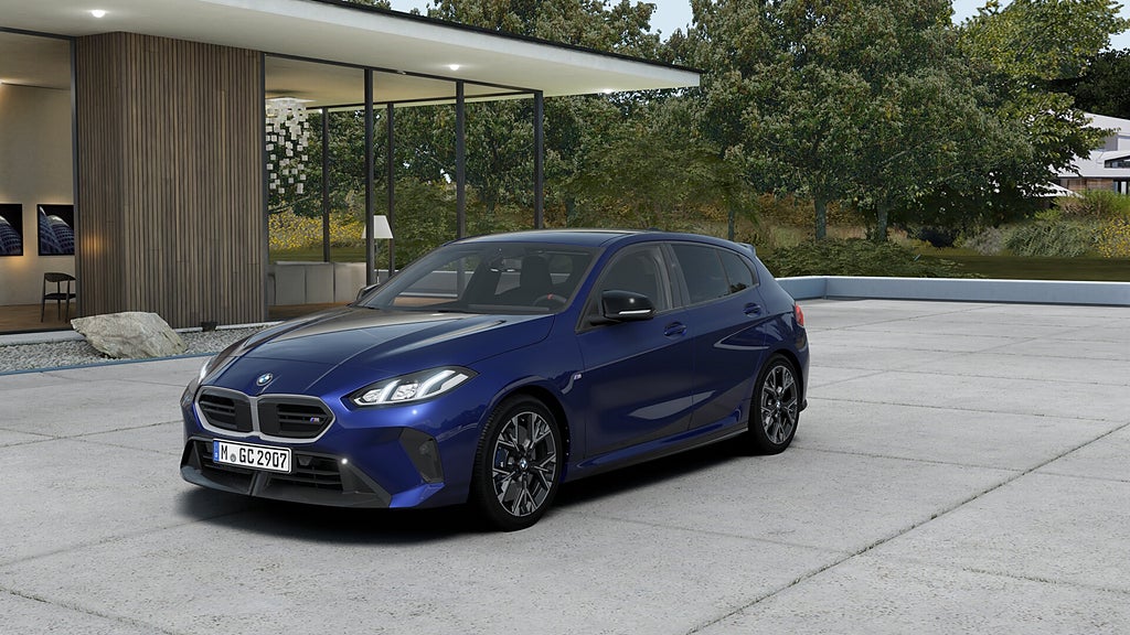 BMW M135i xDrive M Sport H/K PL. fr 4395:- 24 mån
