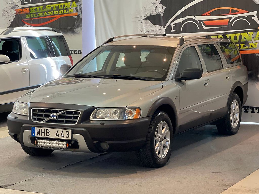 Volvo XC70 2.5T AWD AUTOMAT SUMMUM 210HK DRAG NY BESIKTAD NY SERVAD