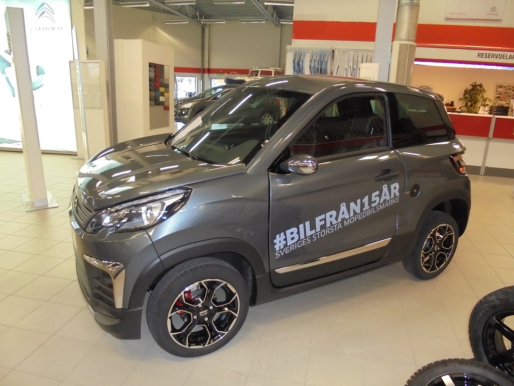 Ligier JS60+SUV DCI CHIC AC/Apple Carplay