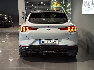 SUV Ford Mustang 4 av 16