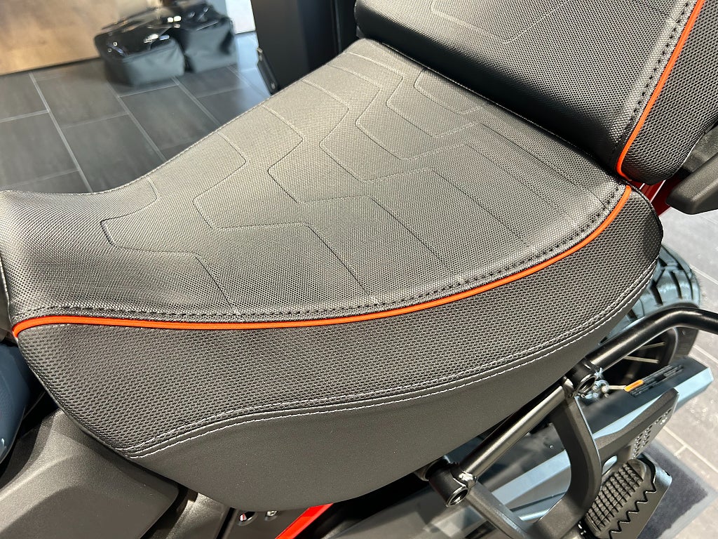 Harley-Davidson HD Pan Amercia 1250 s CVO/24mil/Akrapovic/PUIG/Innerväskor