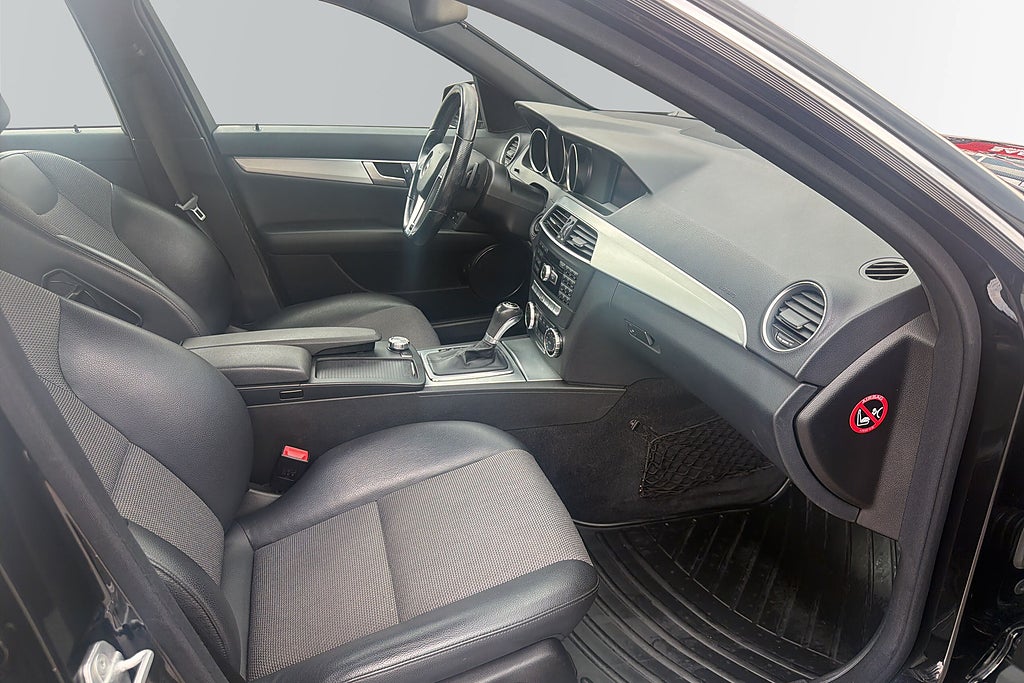 Mercedes-Benz C 2013