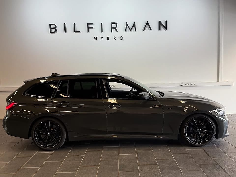 BMW 330e Touring Steptronic Euro 6