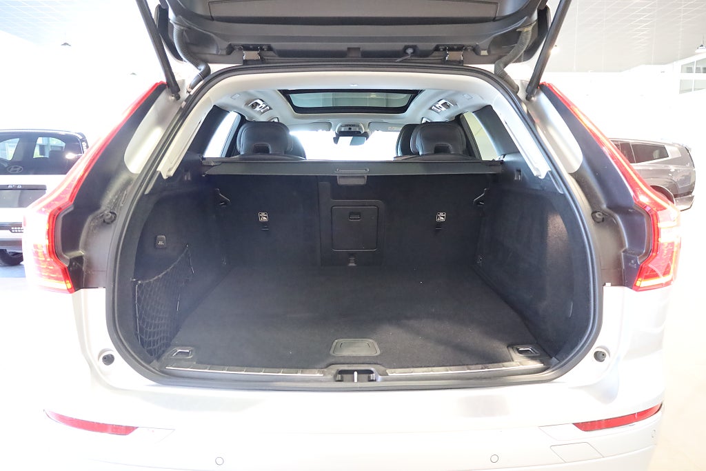 Volvo XC60 Recharge T6 AWD AUT Inscription Exp Pano H&K Leasbar 2021