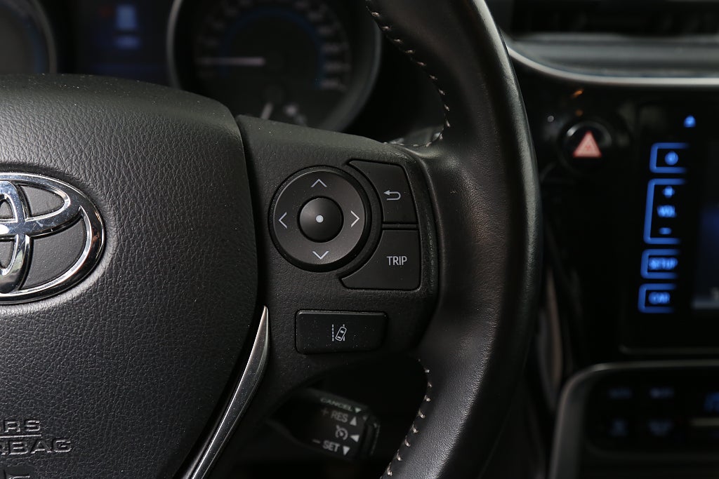 Toyota Auris Touring Sports Hybrid e-CVT Active Plus Motorvärmare 2016