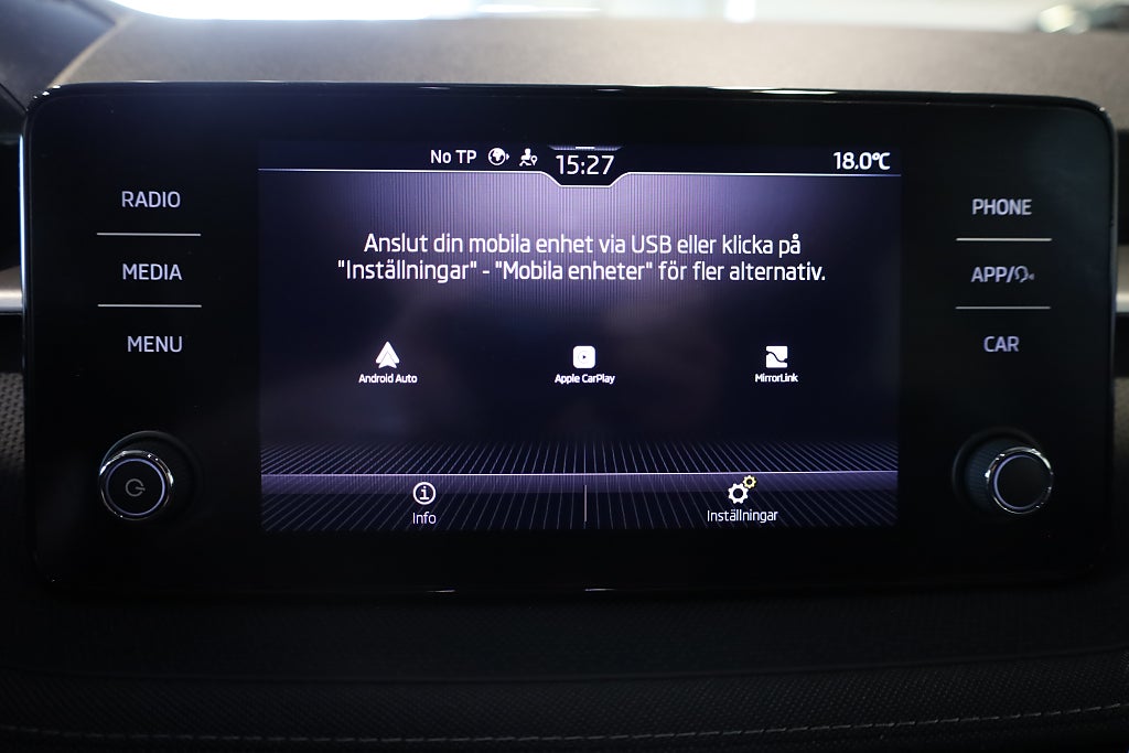 Skoda Fabia 1.0 TSI AUT Style CarPlay PDC Rattvärme Kamera 2023