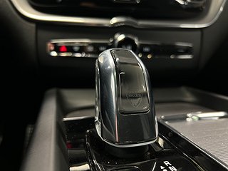 Volvo XC60 T8 TwEn AWD R-Design 360kamera/Panorama/Drag/GPS