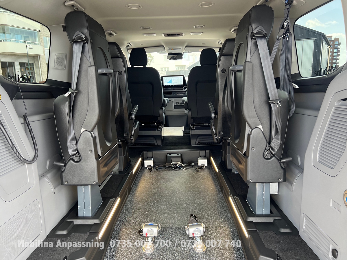 Ford Tourneo Custom 2026, photo 4/75