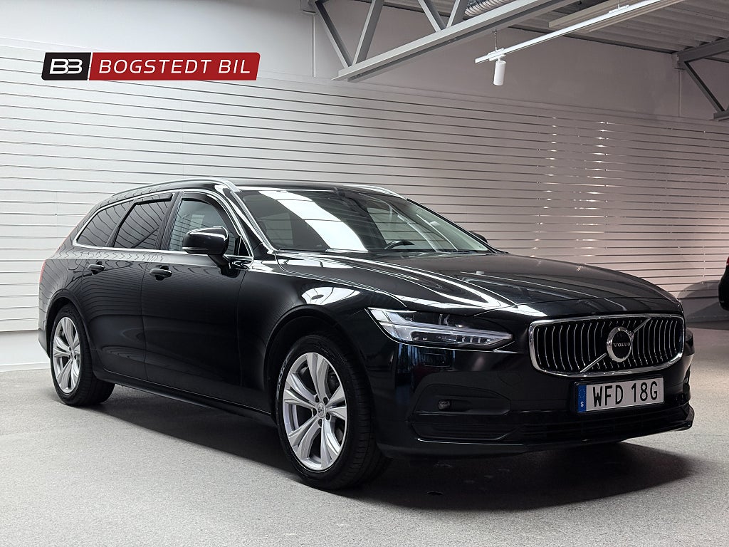 Volvo V90 B4 197hk Momentum | Dragkrok | Värmare | Facelift