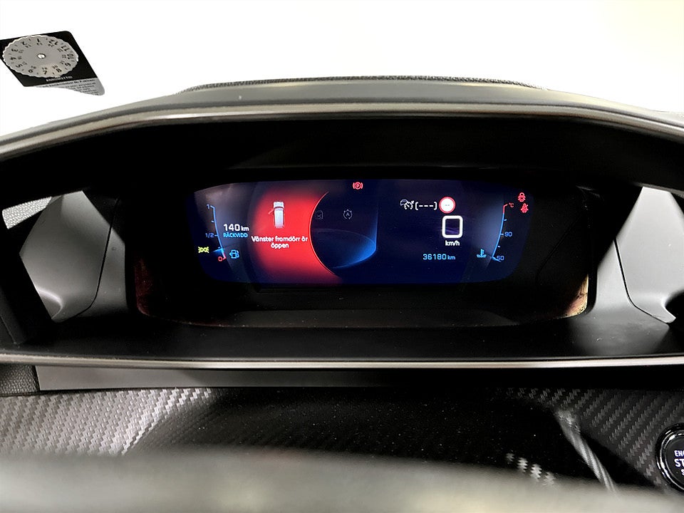 Bild på Peugeot 2008 Allure 1.2 PT 130hk CARPLAY BACKSENSORER
