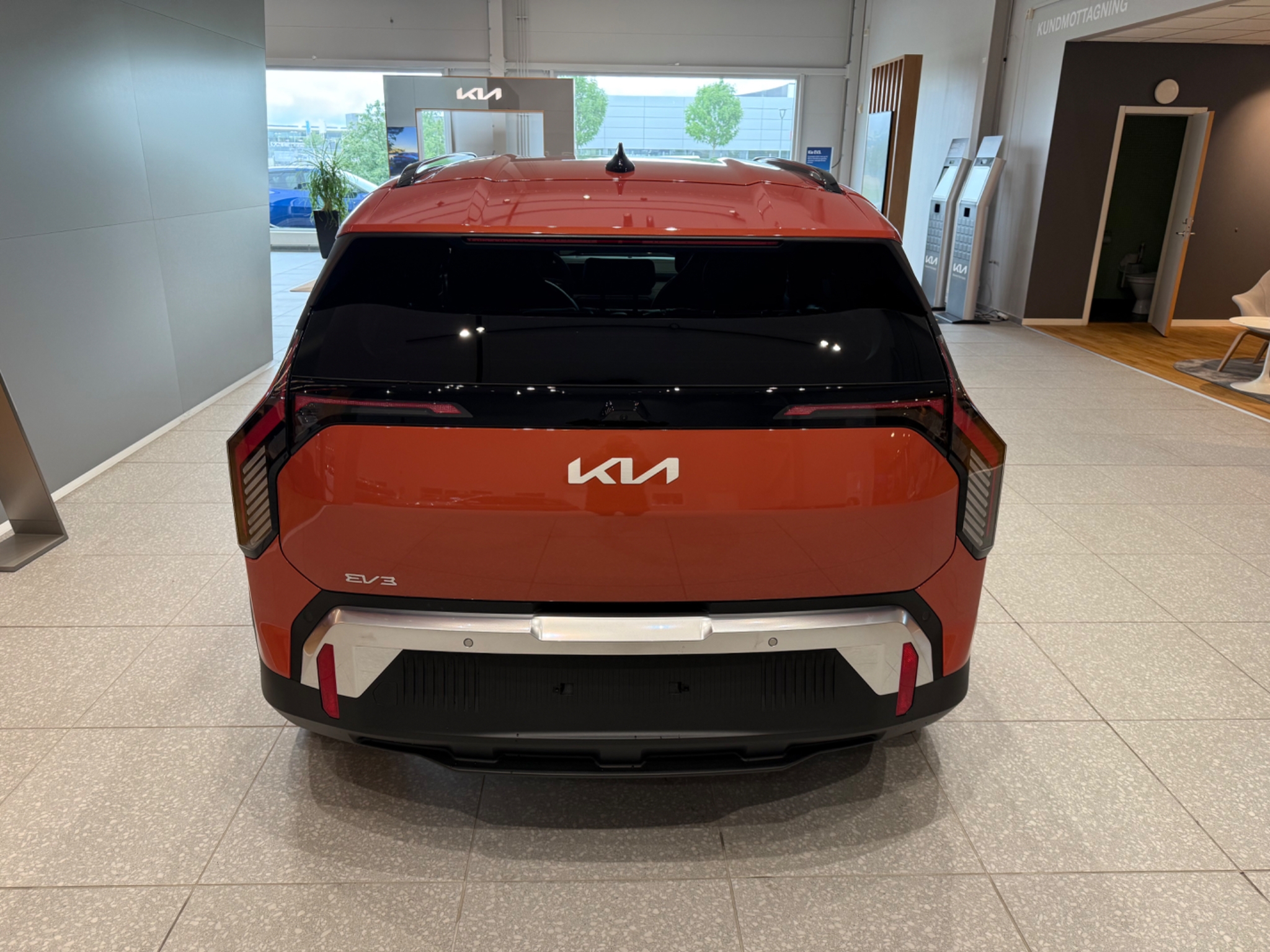 Kia EV3 83kWh 2026, bild 3/33