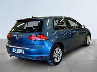 Volkswagen Golf 5-dörrar 1.6 Drag/SoV-Däck/MoK-Värm/Psens/Backkamera