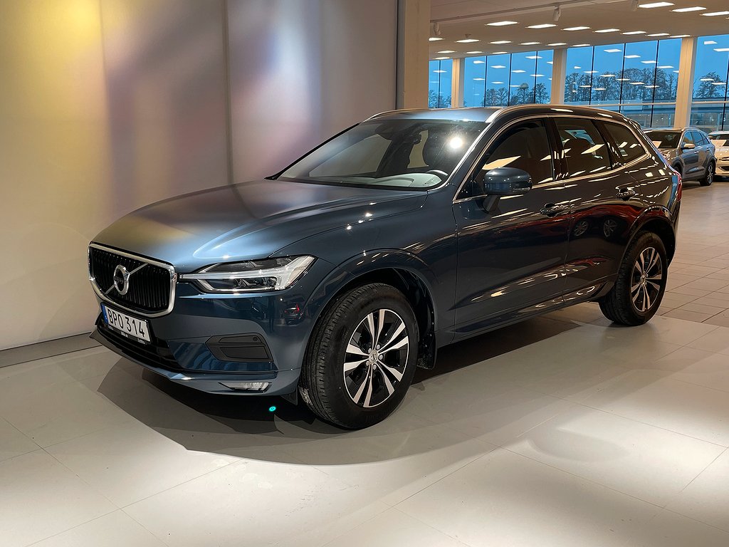 Volvo XC60 B5 AWD Bensin Mom Advanced SEIII | Teknikpaket | Värmare