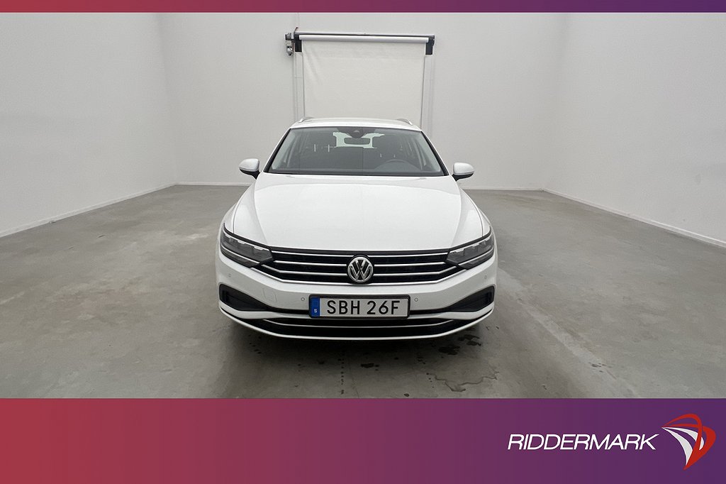 Volkswagen Passat 1.5 TSI 150hk CarPlay Kamera Navi Drag