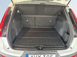 Volvo XC40 T3 Momentum/Psens/SoV-hjul/Keyless/P-värmare