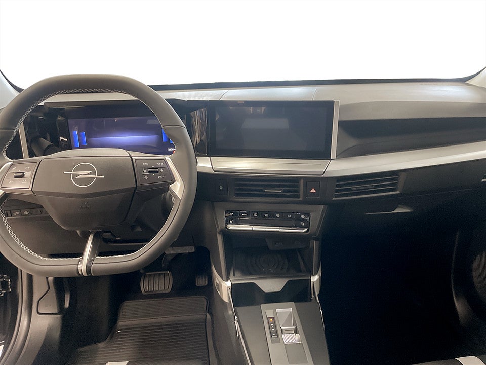 Bild på Opel Frontera GS 1.2 Turbo Hybrid 145hk Aut B-KAMERA NAVI