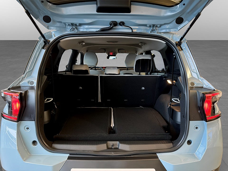 Bild på Citroën C3 AirCross Plus PureTech 100hk 7-Sits - OMGÅENDE LEVERANS