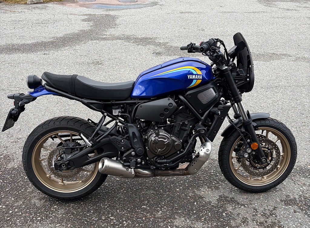 Yamaha XSR700 2024