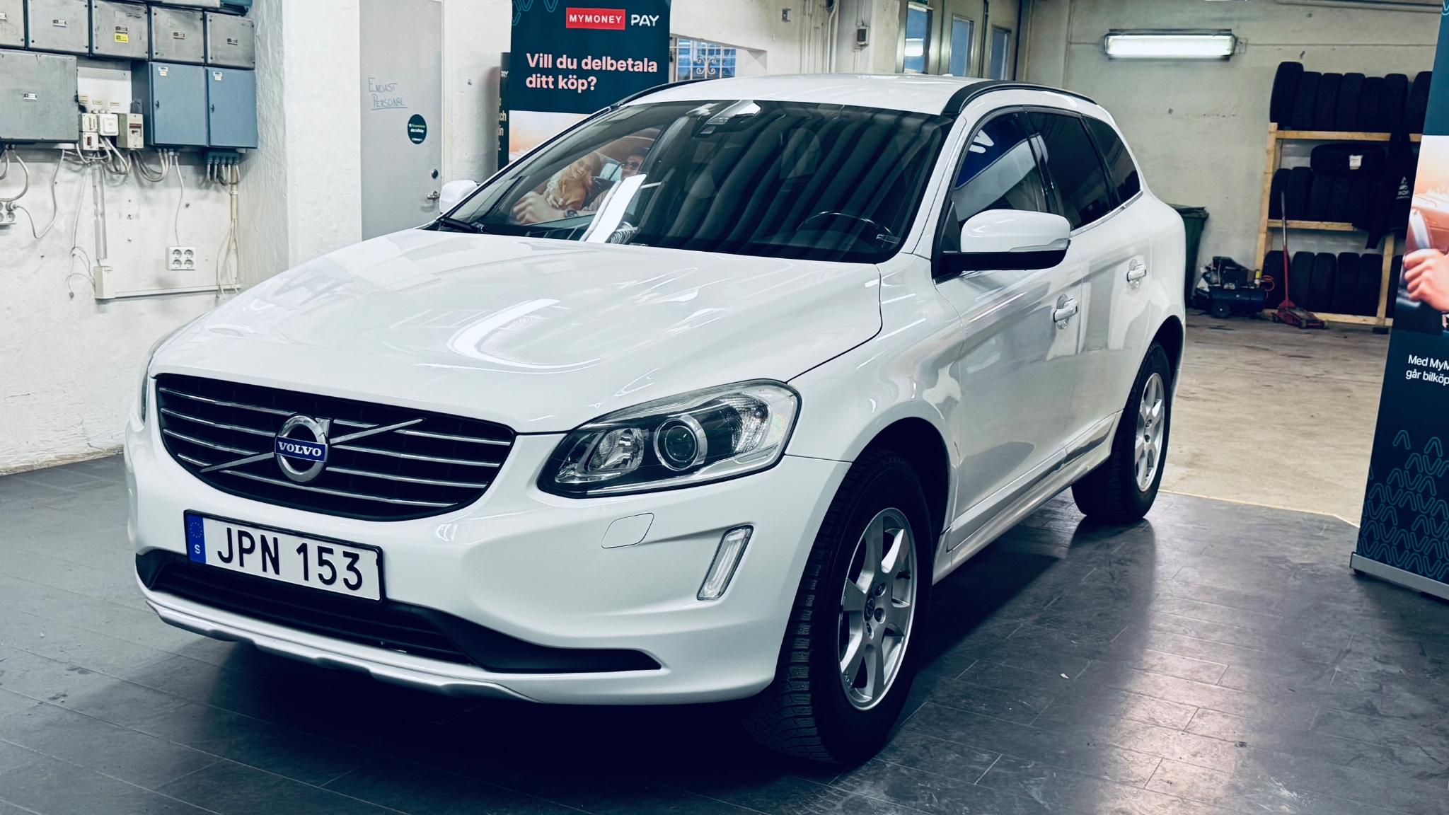 Volvo XC60 D4 Geartronic Momentum Euro 6 2015, bild 2/50
