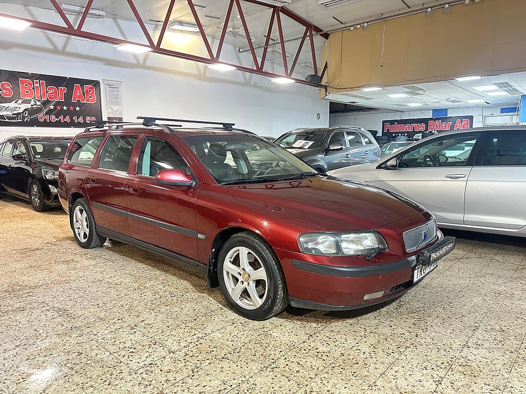 Volvo V70 2.4 T Business Ny Besiktigad & Ny Servad 