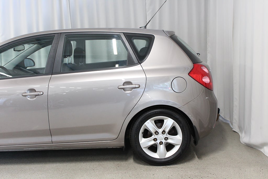 Kia Ceed 1.6 CVVT EX, Drag, P-Sensor, S&V-hjul