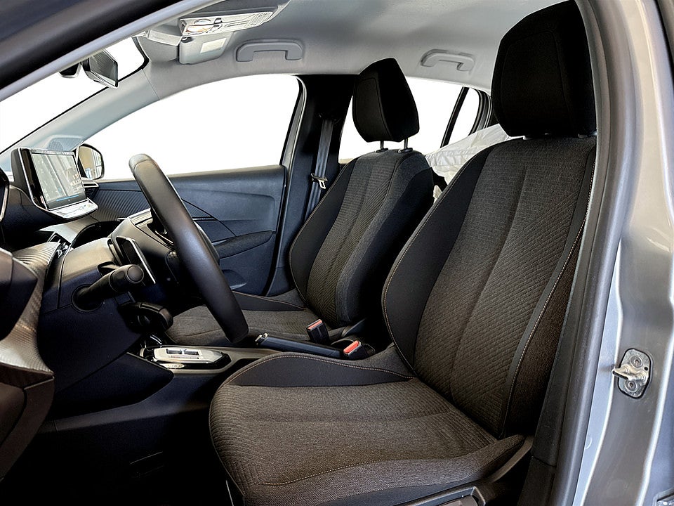 Bild på Peugeot 208 Style Hybrid 100hk Aut CARPLAY BACKSENSORER