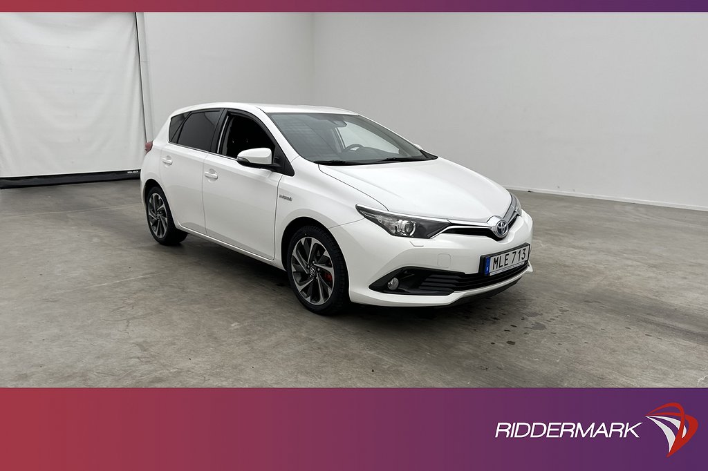 Toyota Auris Hybrid 136hk Active Kamera Låg Skatt 0,36l/Mil