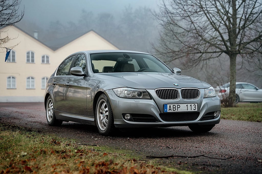 BMW 325 i Sedan