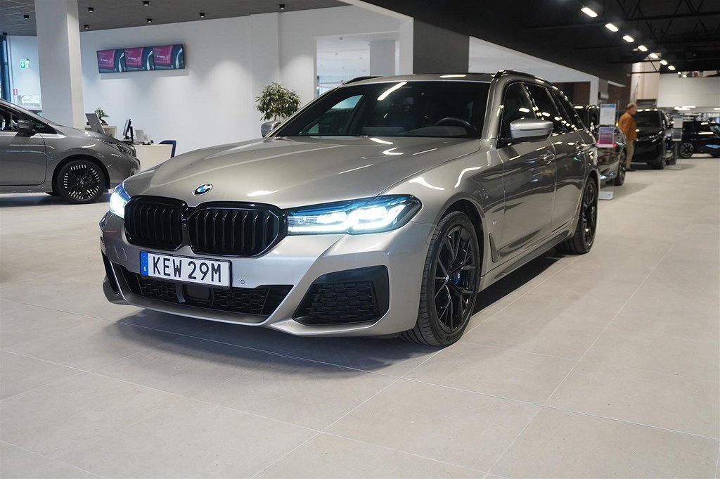 BMW 540 d xDrive Touring M Sport Ultimate Edition 19 Drag Värmare Panora