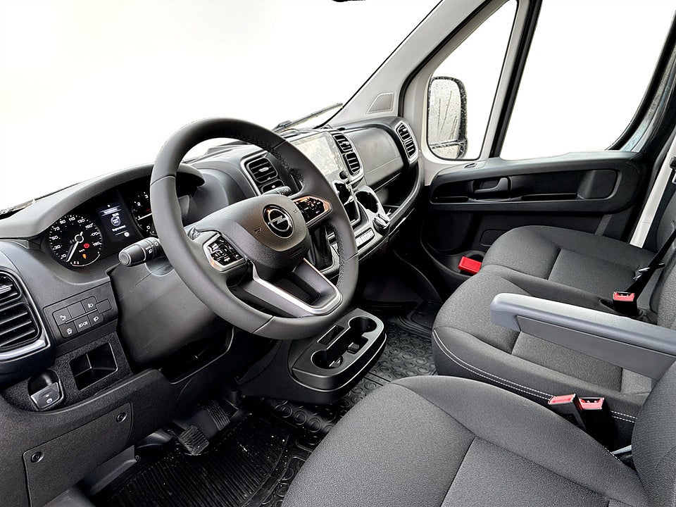 Bild på Opel Movano GS-line 140hk Aut L2H2 - DEMO