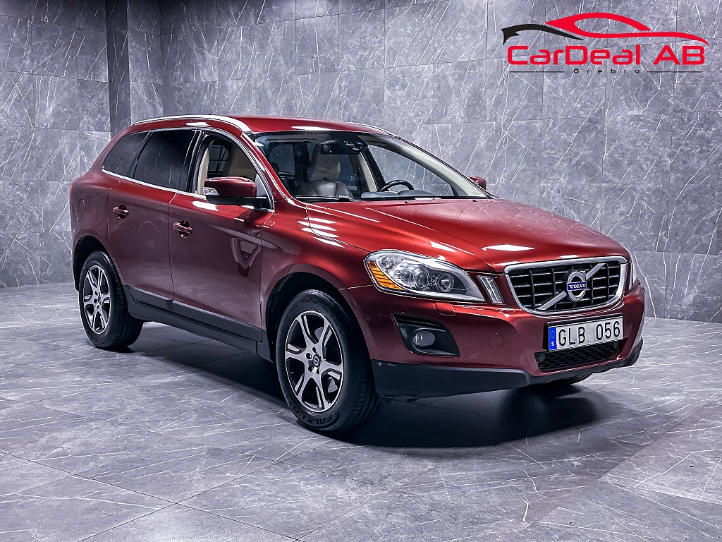 Volvo XC60 D5 AWD Summum Drag Skinn Elstol Sensorer