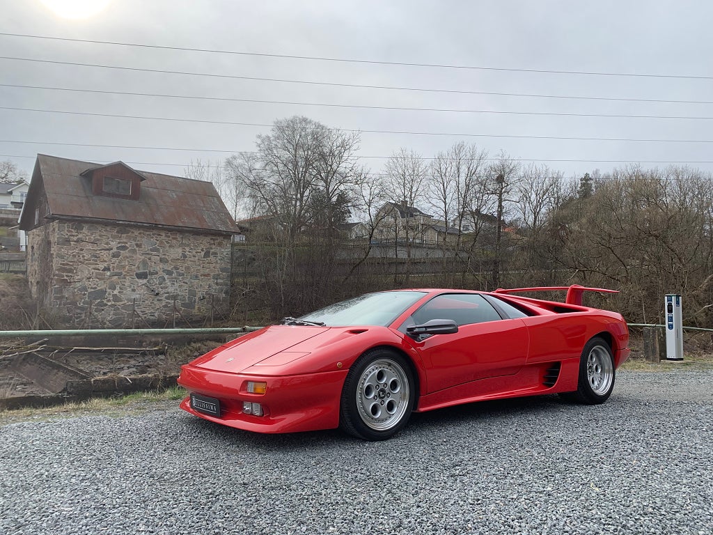 Lamborghini Diablo 5.7L V12 492HK