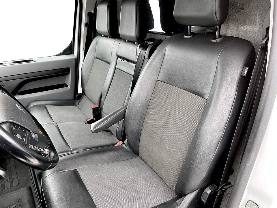 Bild på Peugeot Expert PRO+ 2.0 BHDi 180hk Aut - B-KAMERA, DRAG