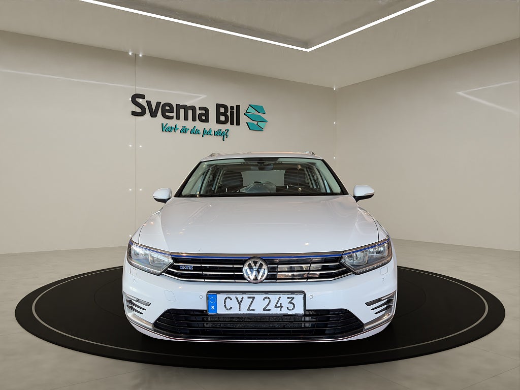 Volkswagen Passat 2019 - miniatyr 2