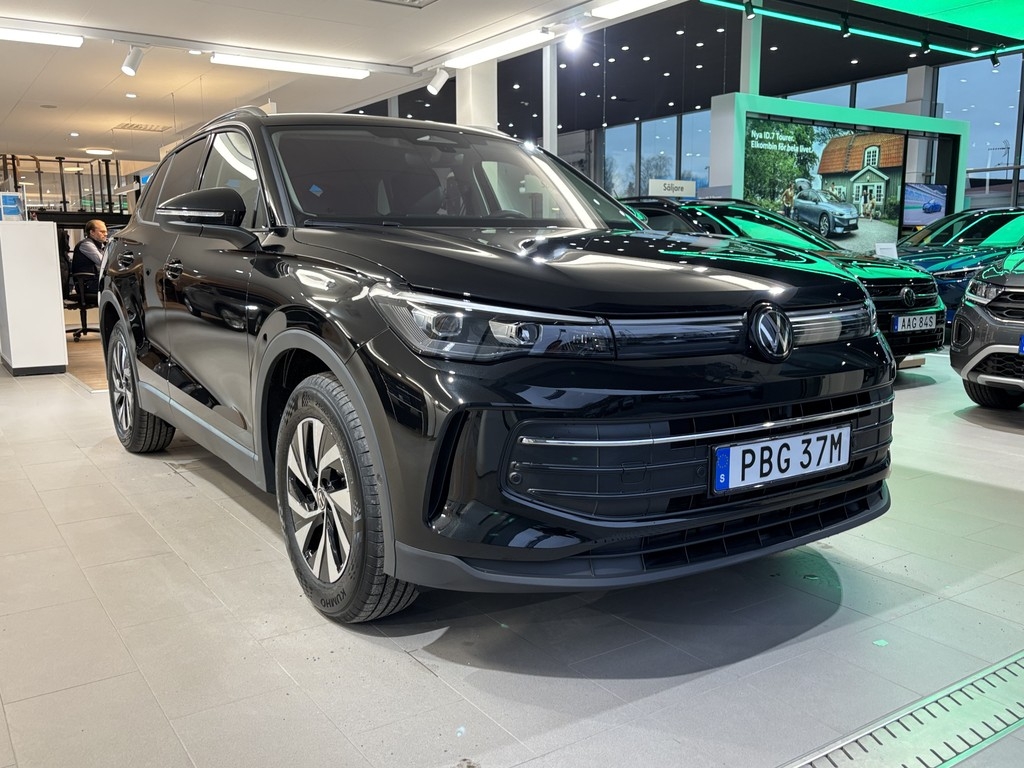 Volkswagen Tiguan 1.5 eTSI 150 hk DSG 2026, bild 3/55