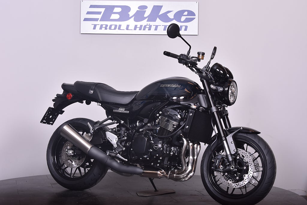 Kawasaki Z900RS Black Ball Edition Nyhet! Finns nu i butik! Bike Trollhät