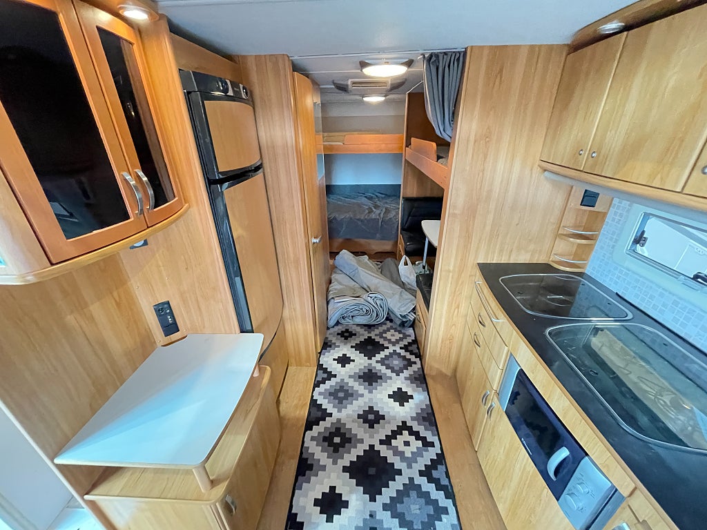 Polar 680 /Barnkammare/Förtält/AC/ALDE/7 bäddar/Fint skick - Polar