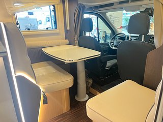 Husbil-halvintegrerad Mc Louis MC4 273 10 av 28
