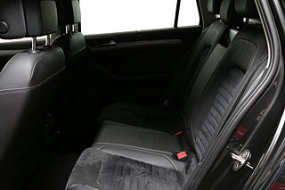 Kombi Volkswagen Passat 23 av 26