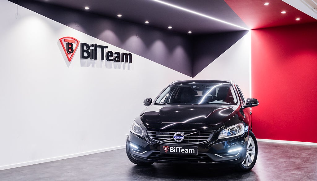 Volvo V60 D5 Plug-in Hybrid AWD Geartronic Classic, Summum Euro 6