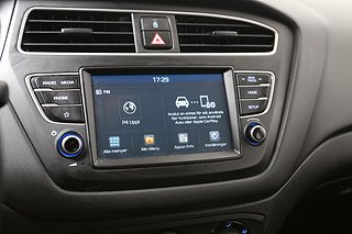 Halvkombi Hyundai i20 14 av 17