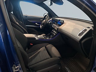 Mercedes-Benz EQC 400 4MATIC Drag Pvärm Kamera Psens GPS SoV