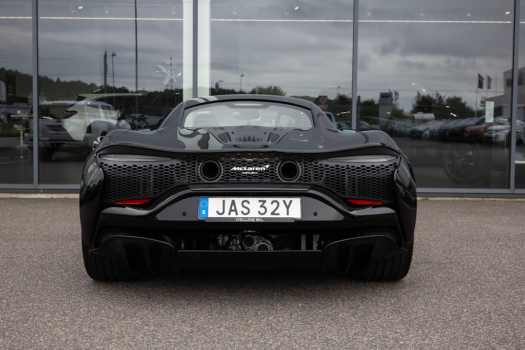 McLaren Artura / 320 mil / Technology Pack / Svensksåld 1 brukare /