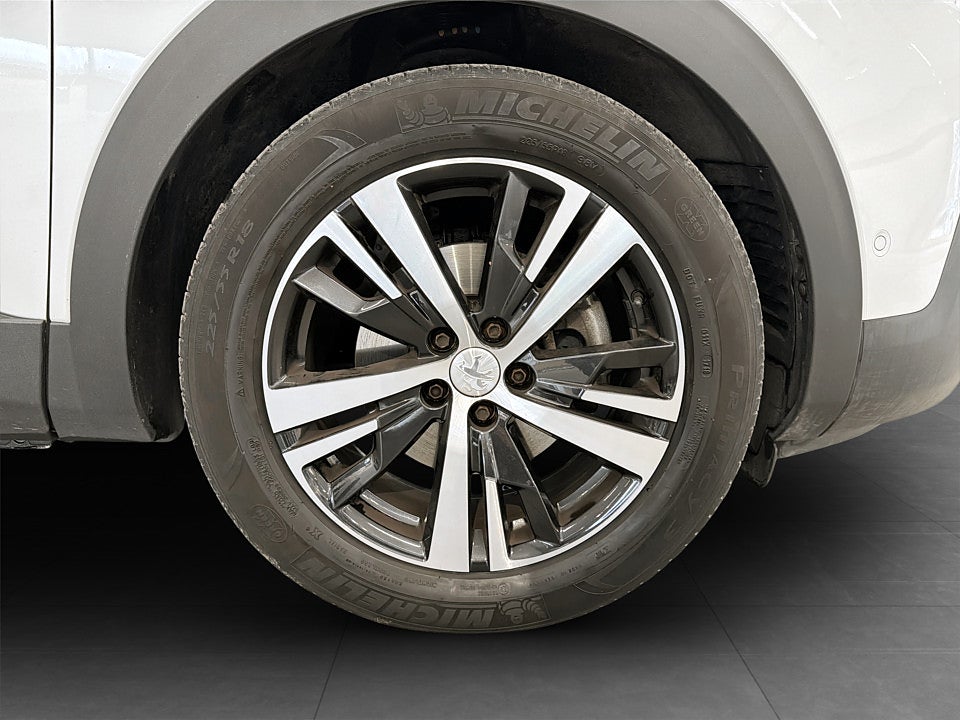 Bild på Peugeot 3008 Allure 1.6 PT 165hk Aut B-KAMERA ELSTOL CARPLAY