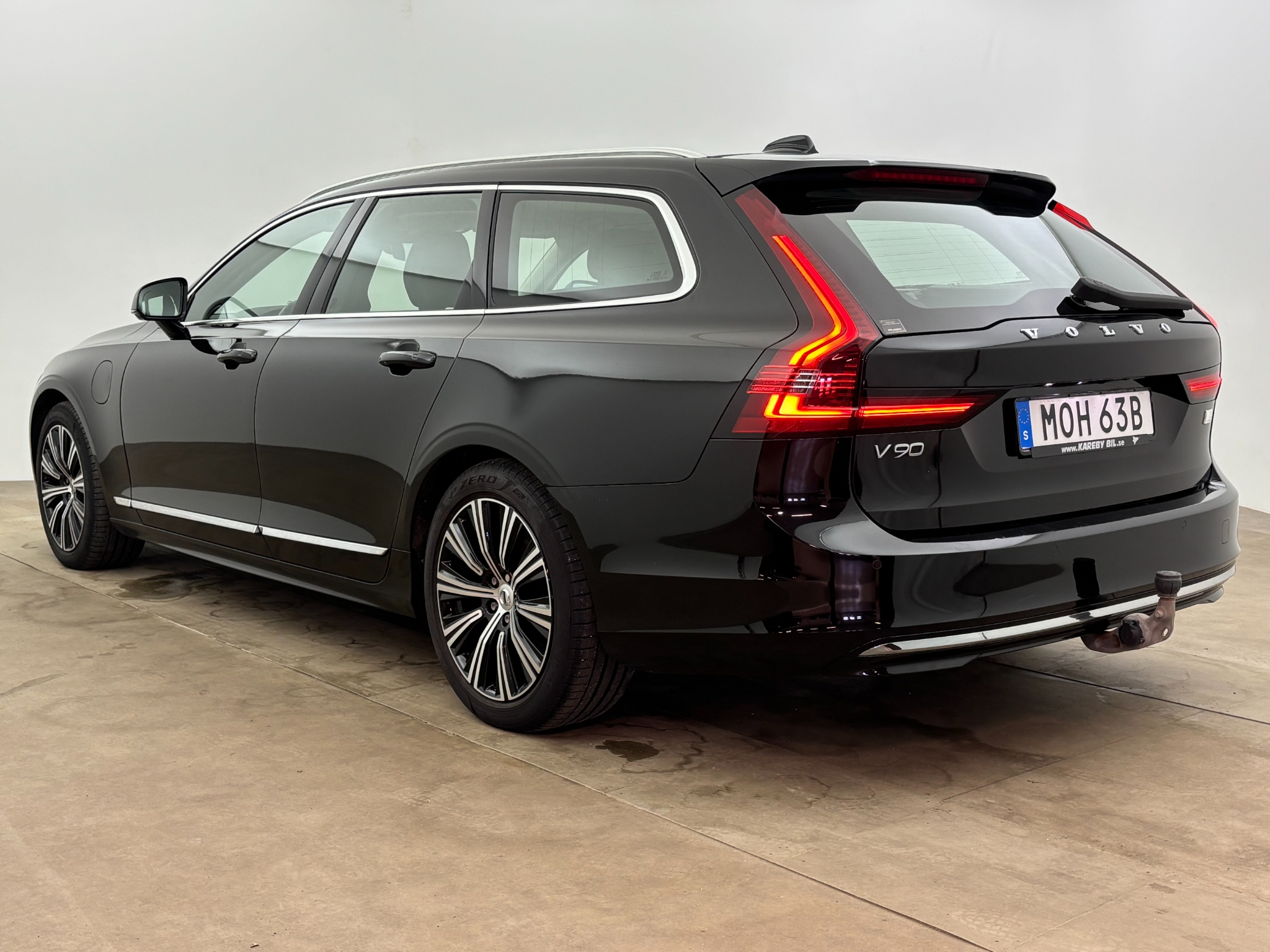 Volvo V90 Recharge T6 AWD Google 2022, bild 4/58