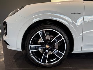 SUV Porsche Cayenne 14 av 14