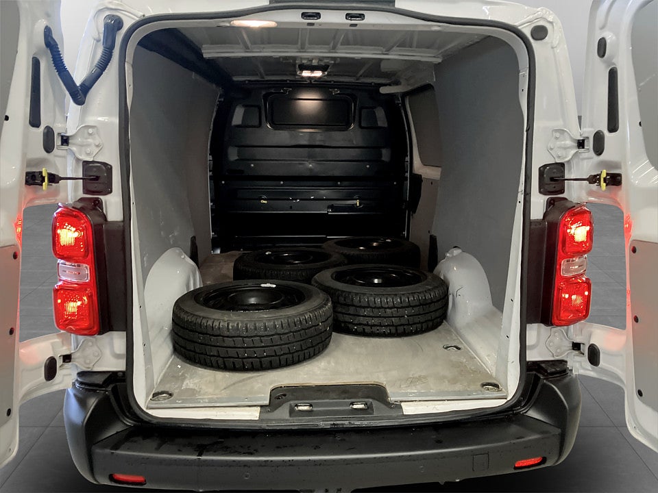 Bild på Citroën Jumpy Business Premium 2.0 BHDi 145hk Aut L3 B-KAMERA DRAG