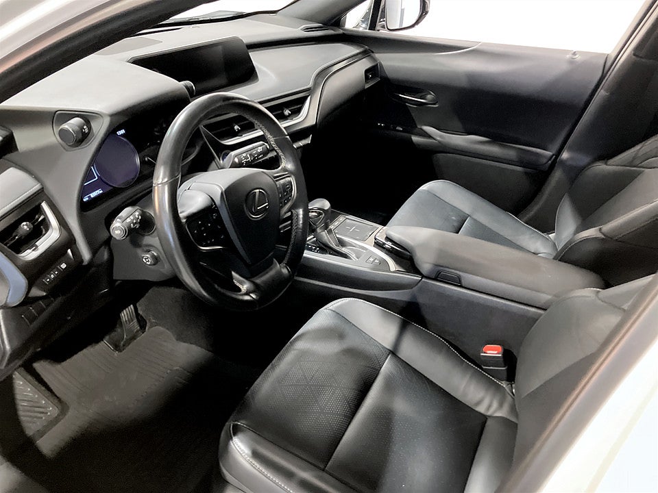 Bild på Lexus UX Premium 184hk Aut B-KAMERA DRAG NAVI
