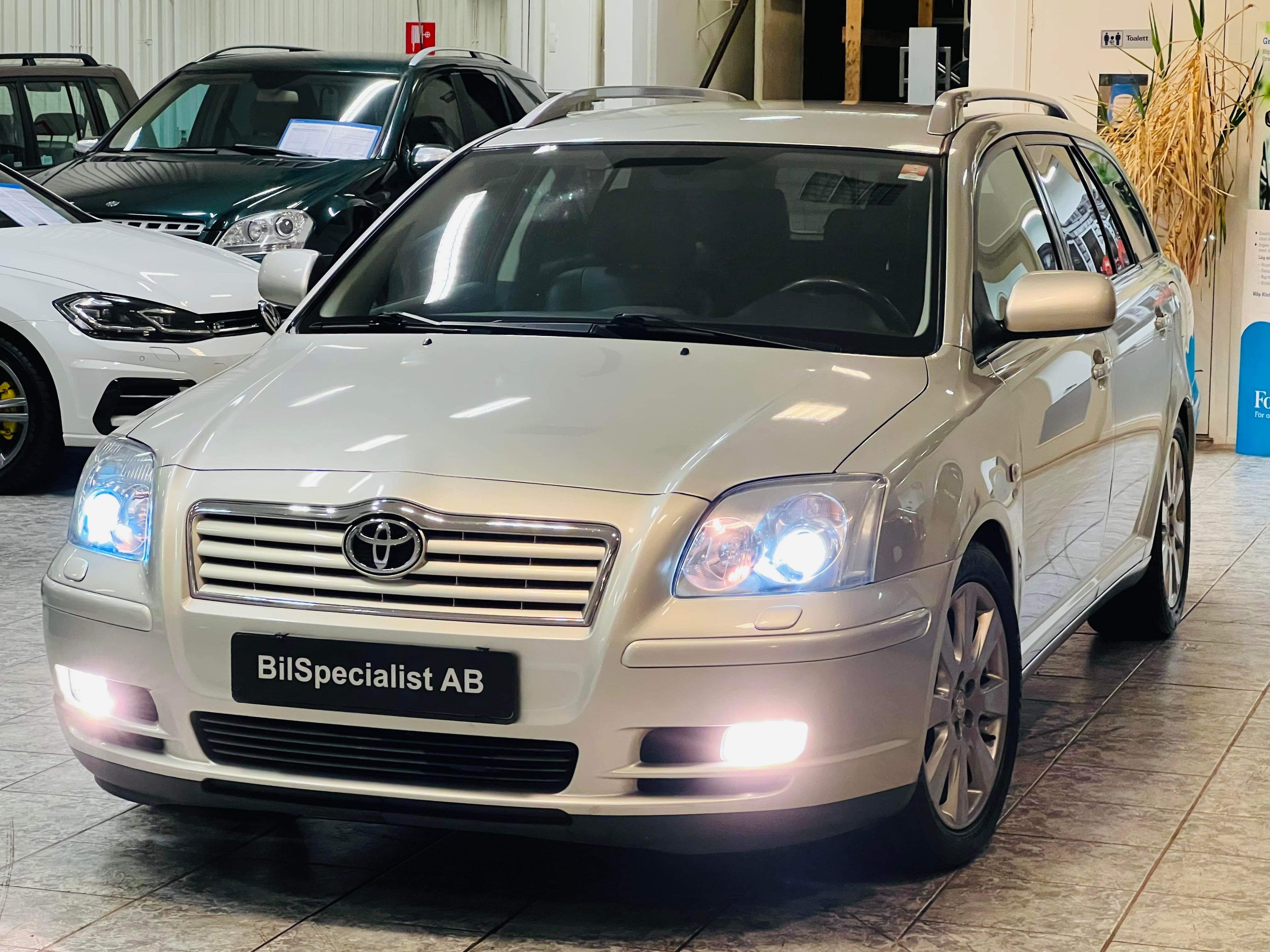Toyota Avensis SÅLD 2005, bild 7/48